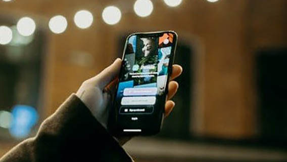 The Growing Trend of Self-Service Mobile Apps in Retail